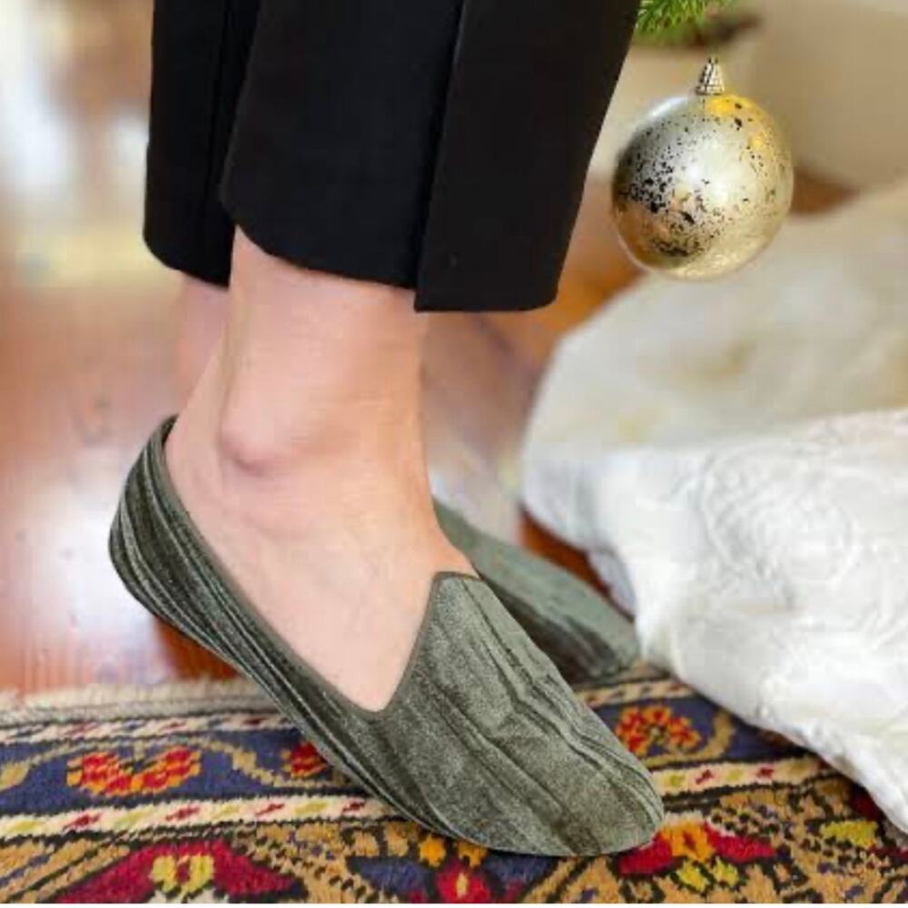 Birdies The Heron Velvet Loafer Flats in Olivine Size 6.5